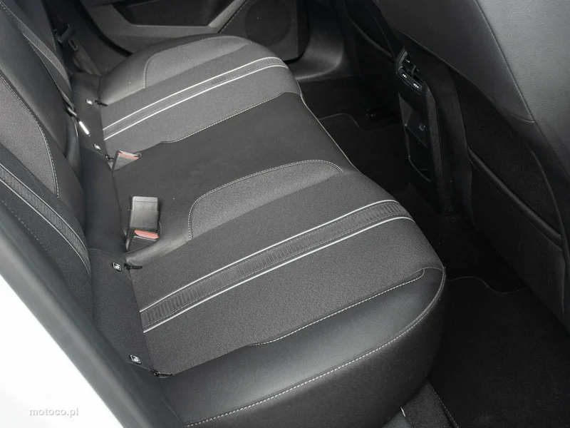 Opel Astra L 33