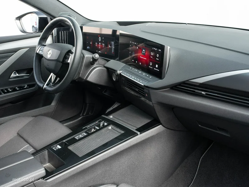 Opel Astra L 37
