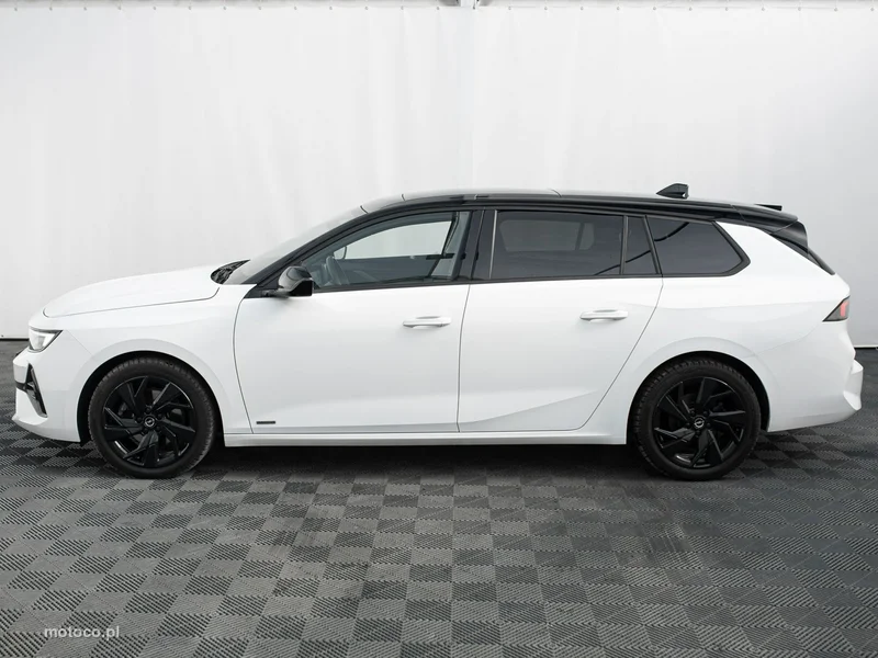 Opel Astra L 9