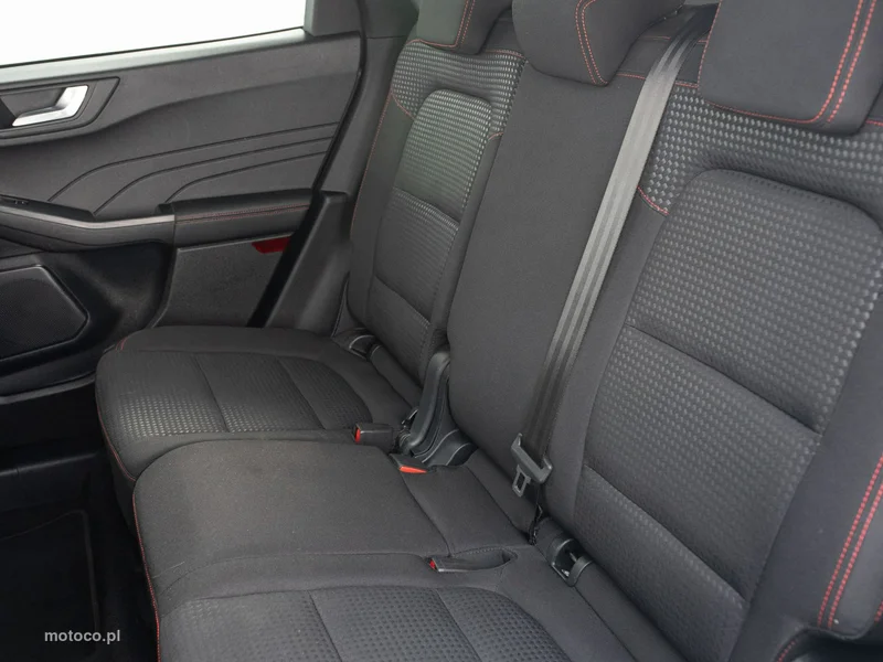 Ford Kuga II 26