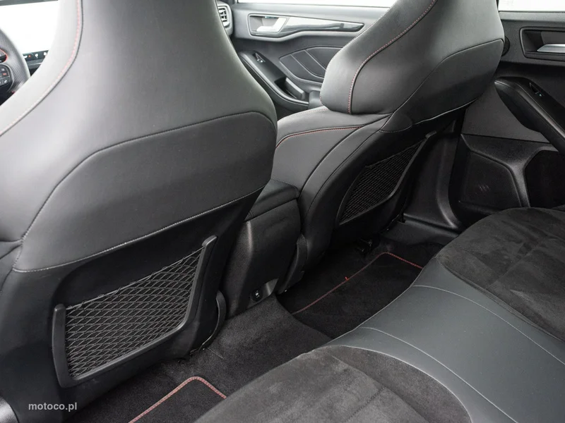 Ford Focus IV 25