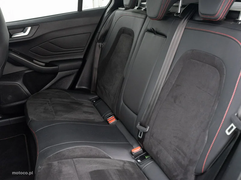 Ford Focus IV 26