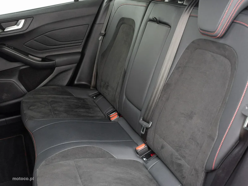 Ford Focus IV 26