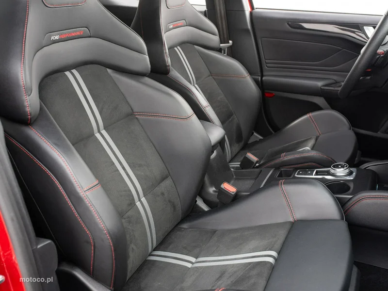Ford Focus IV 30