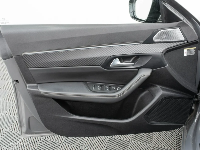 Peugeot 508 9