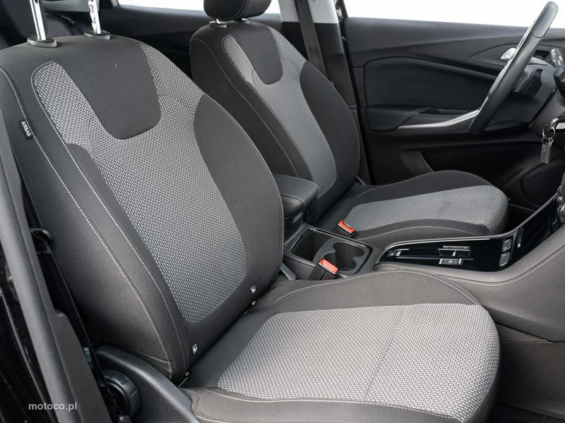 Opel Grandland I 28