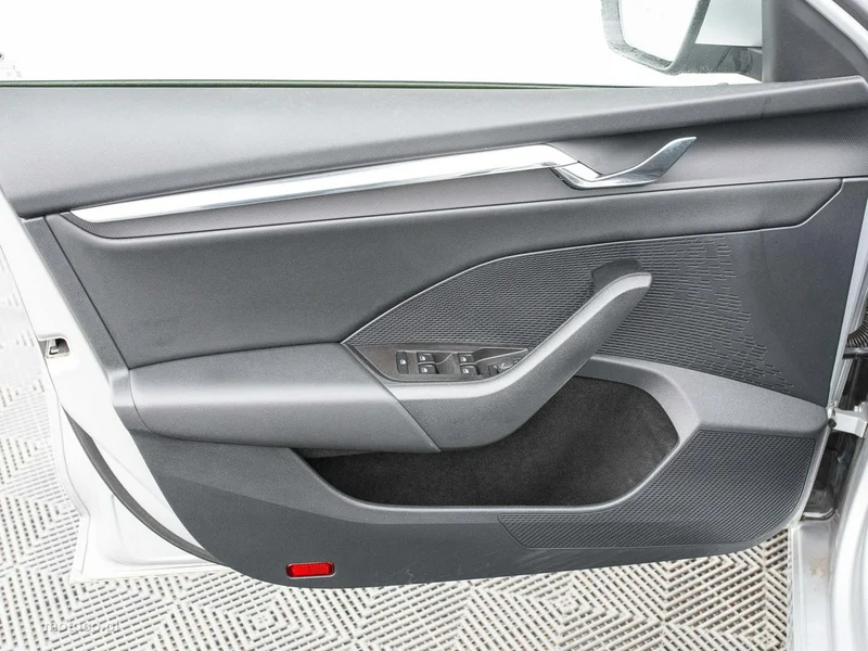 Skoda Octavia IV 10