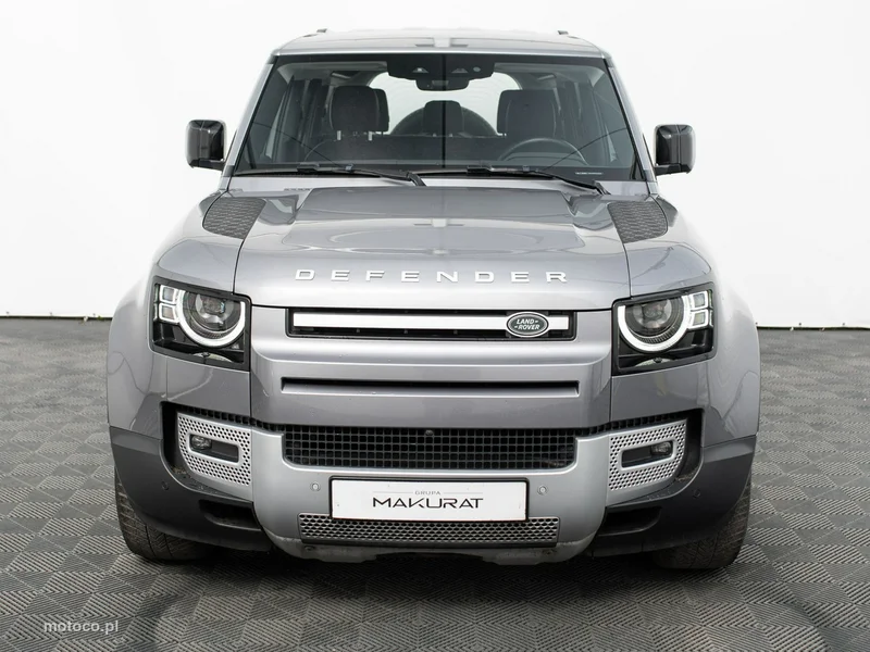 Land Rover Defender 7