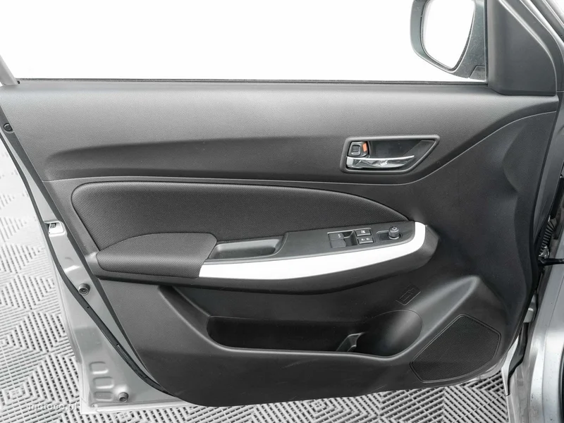 Suzuki Swift 9