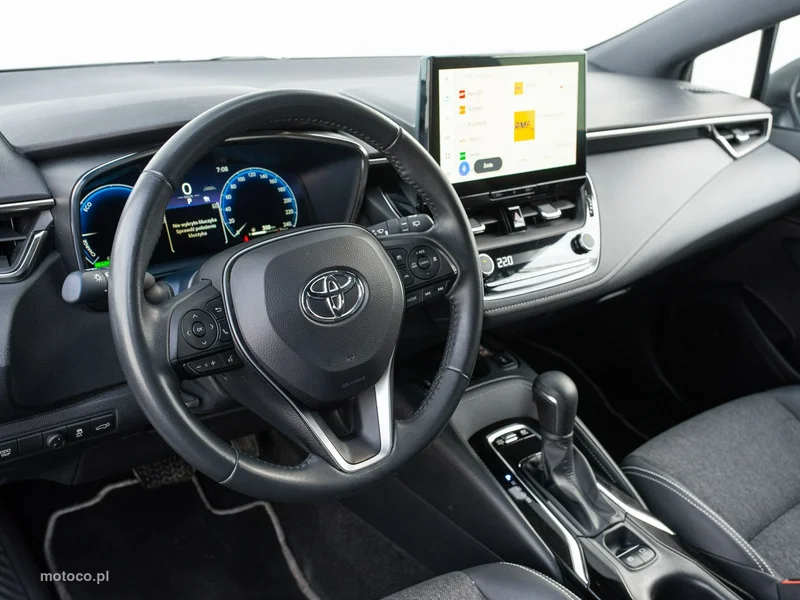 Toyota Corolla E210 6