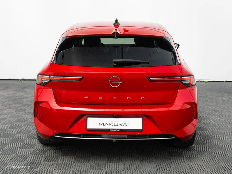 Opel Astra L 8