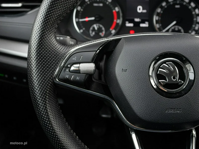 Skoda Octavia IV 12