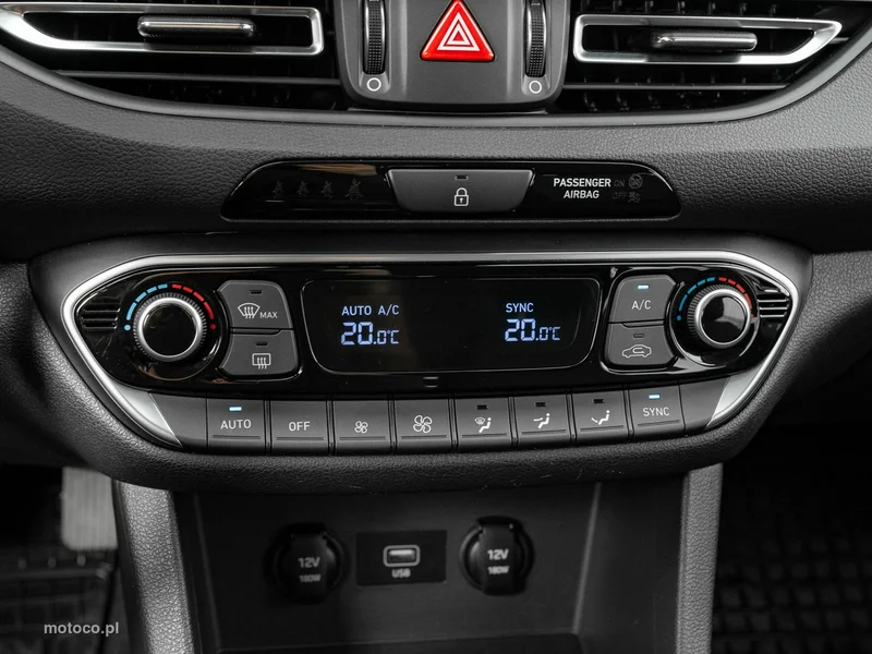 Hyundai i30 16