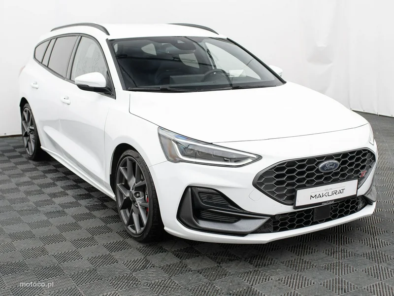 Ford Focus IV 3