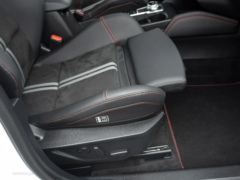 Ford Focus IV 25