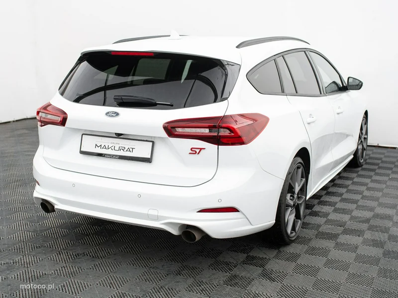 Ford Focus IV 5
