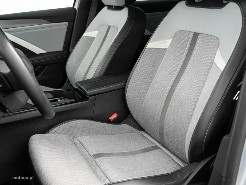 Opel Astra L 11