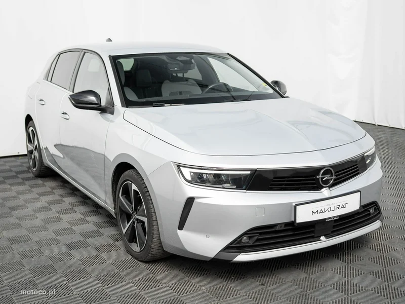 Opel Astra L 3