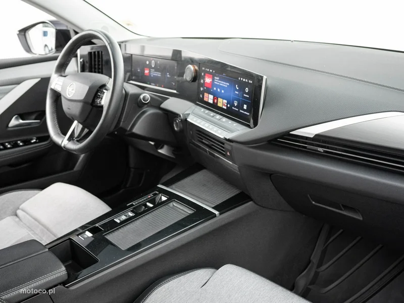 Opel Astra L 27