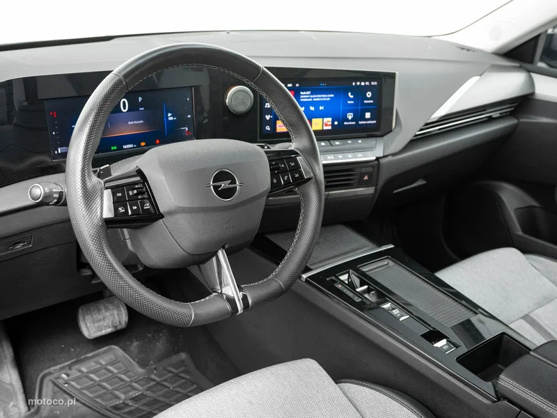Opel Astra L 6