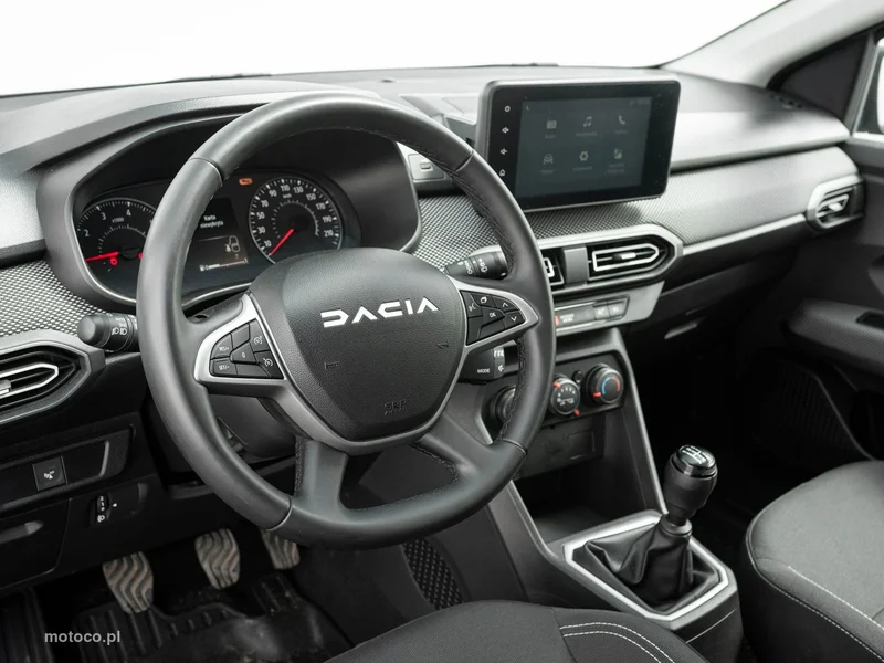 Dacia Sandero 6