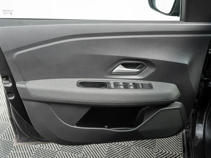 Dacia Sandero 9