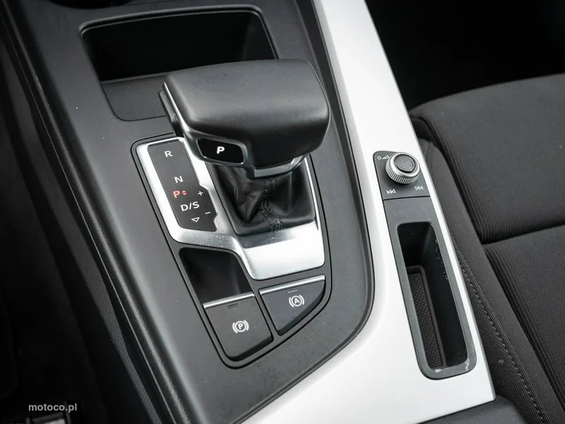 Audi A4 B9 16