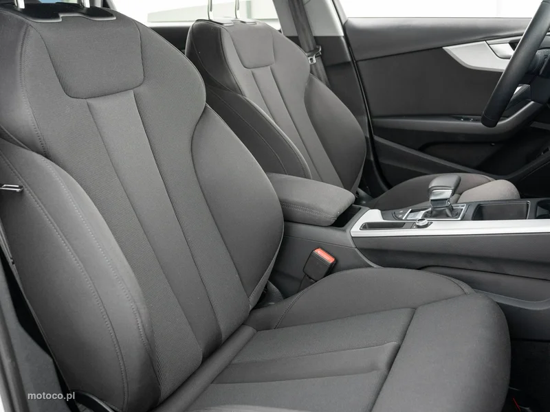 Audi A4 B9 30