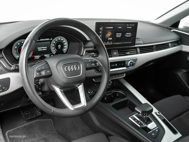 Audi A4 B9 6