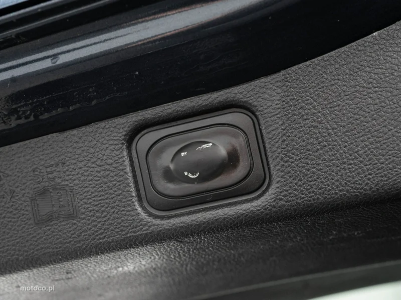 Ford Galaxy III 31