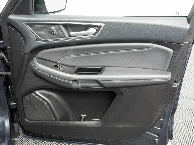 Ford Galaxy III 32