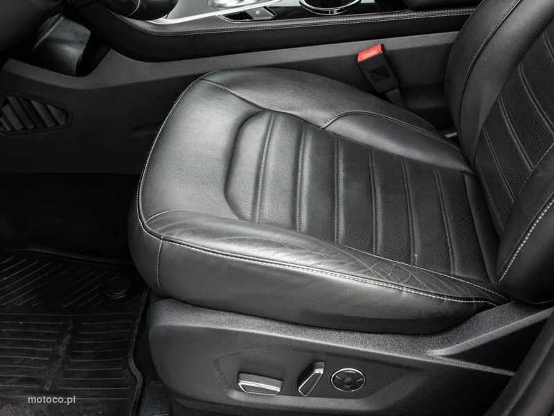 Ford Galaxy III 10