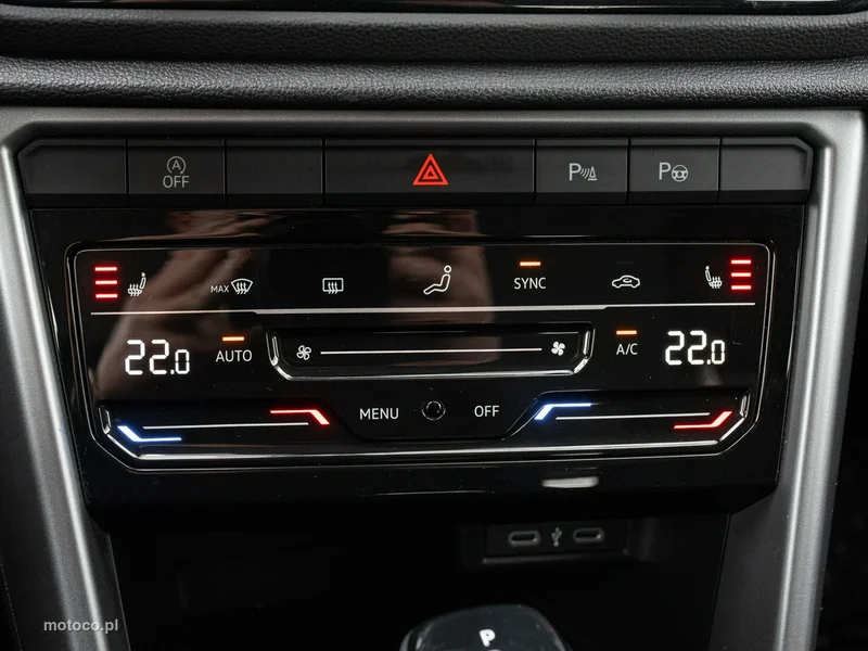 Volkswagen T-Roc A1 15