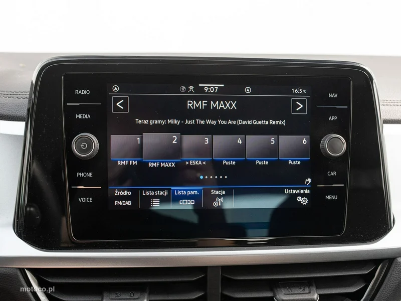Volkswagen T-Roc A1 17