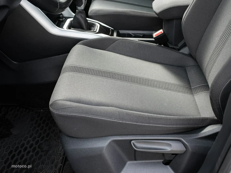 Volkswagen T-Roc A1 10