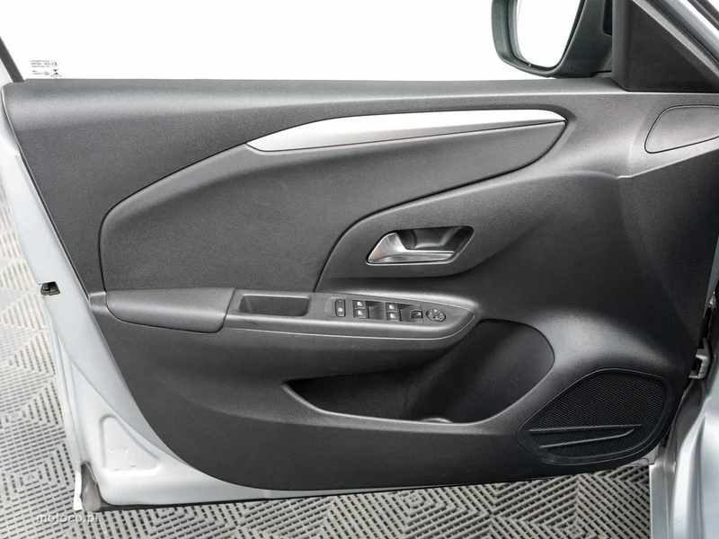 Opel Corsa F 9