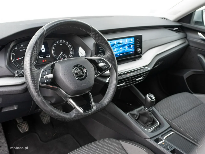 Skoda Octavia IV 6