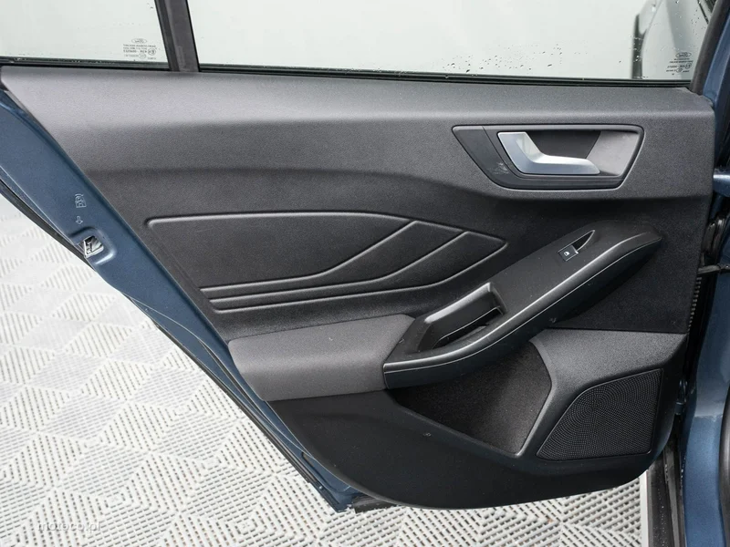Ford Focus IV 23