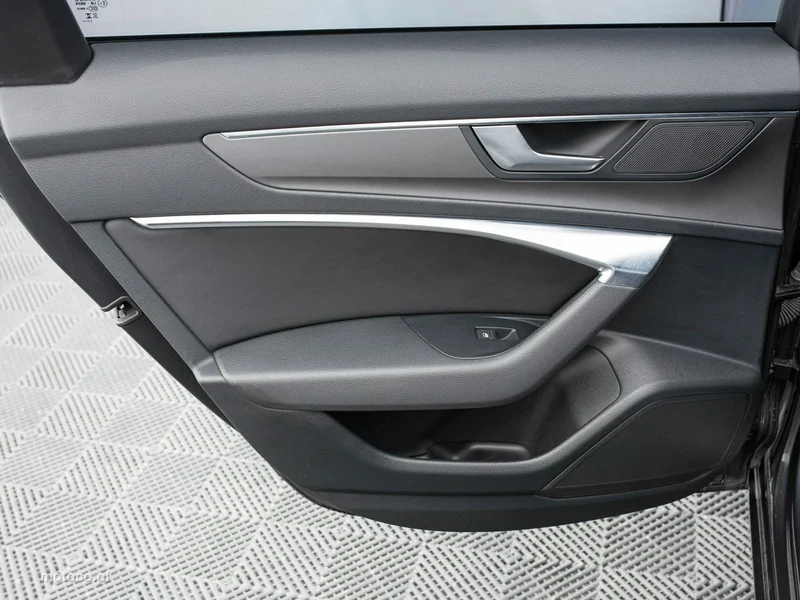 Audi A6 C8 24