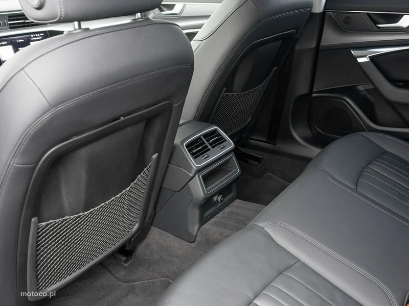 Audi A6 C8 25