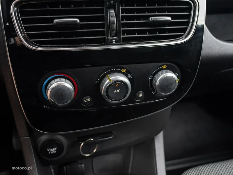 Renault Clio IV 16