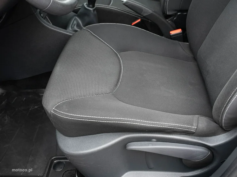 Renault Clio IV 10