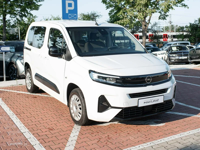 Opel Combo E 3