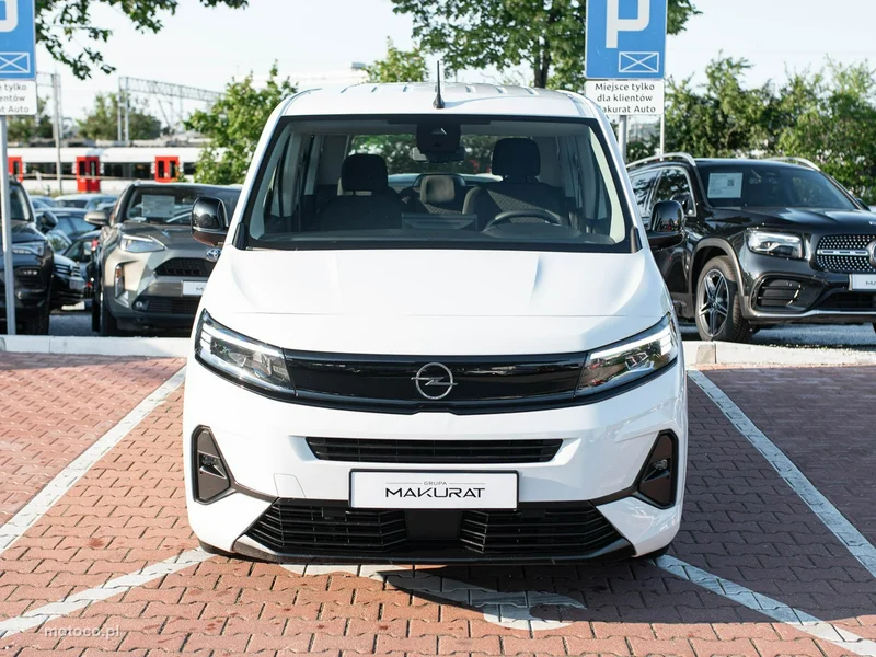 Opel Combo E 7
