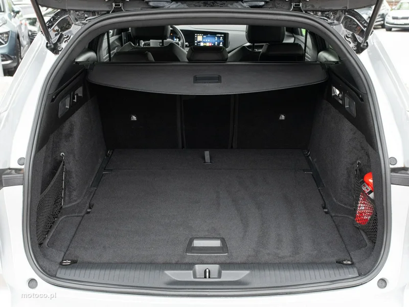 Opel Astra L 25