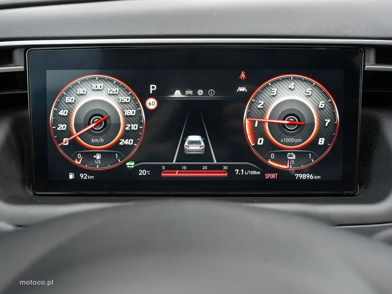 Hyundai TUCSON 12