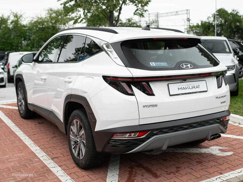 Hyundai TUCSON 4