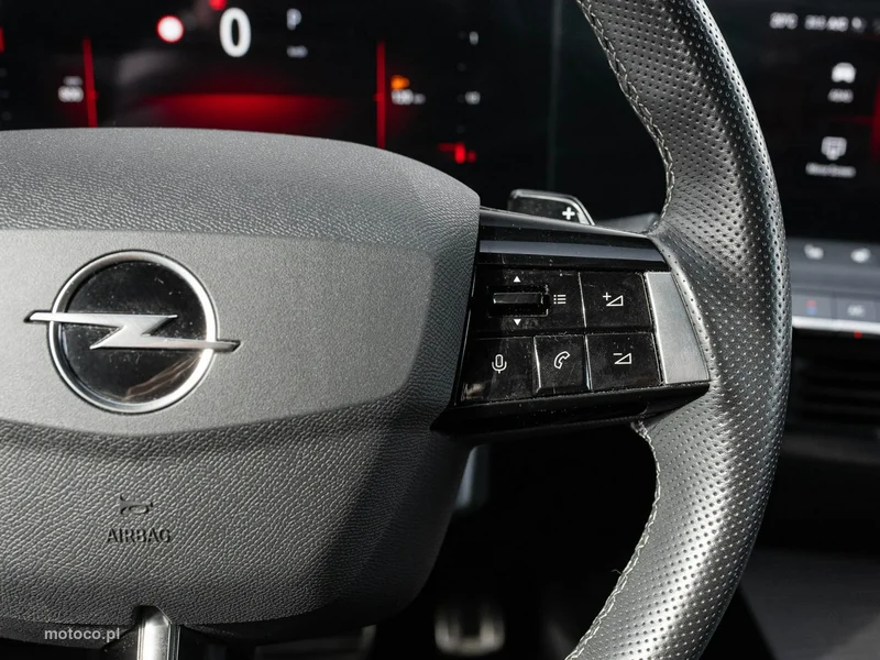 Opel Astra L 14