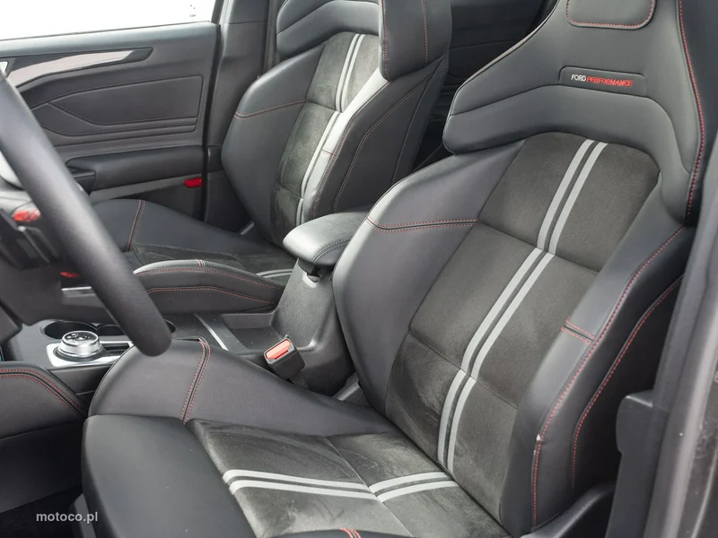 Ford Focus IV 11