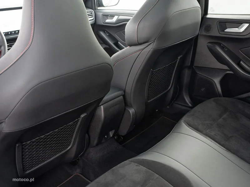 Ford Focus IV 23